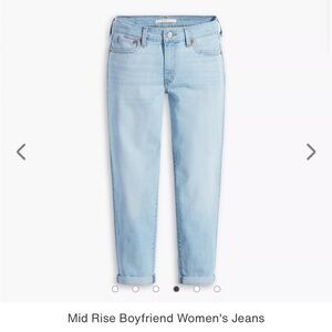 Levi’s midrise boyfriend jeans - size 30